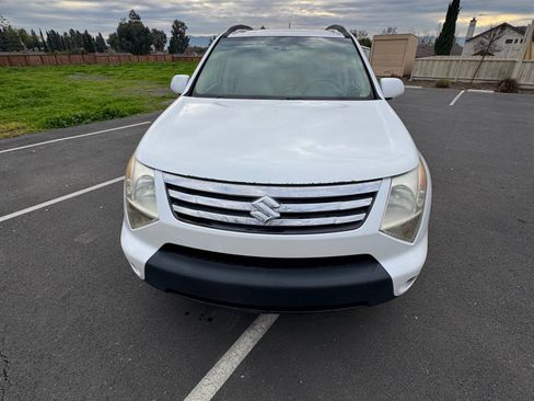 Used 2007 Suzuki XL7 Luxury image 4