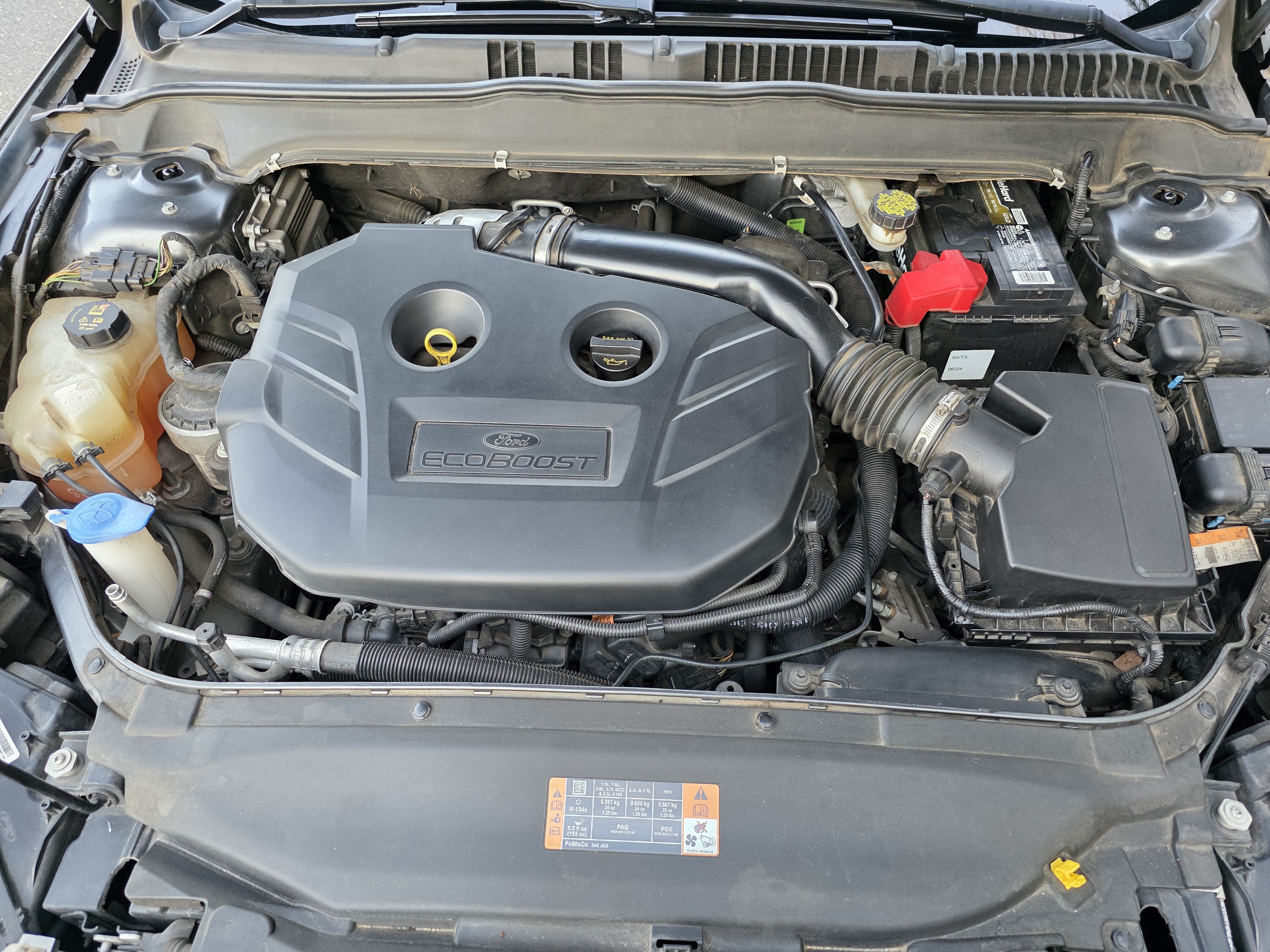 Used 2016 Ford Fusion SE w/ Equipment Group 202A FWD image 17
