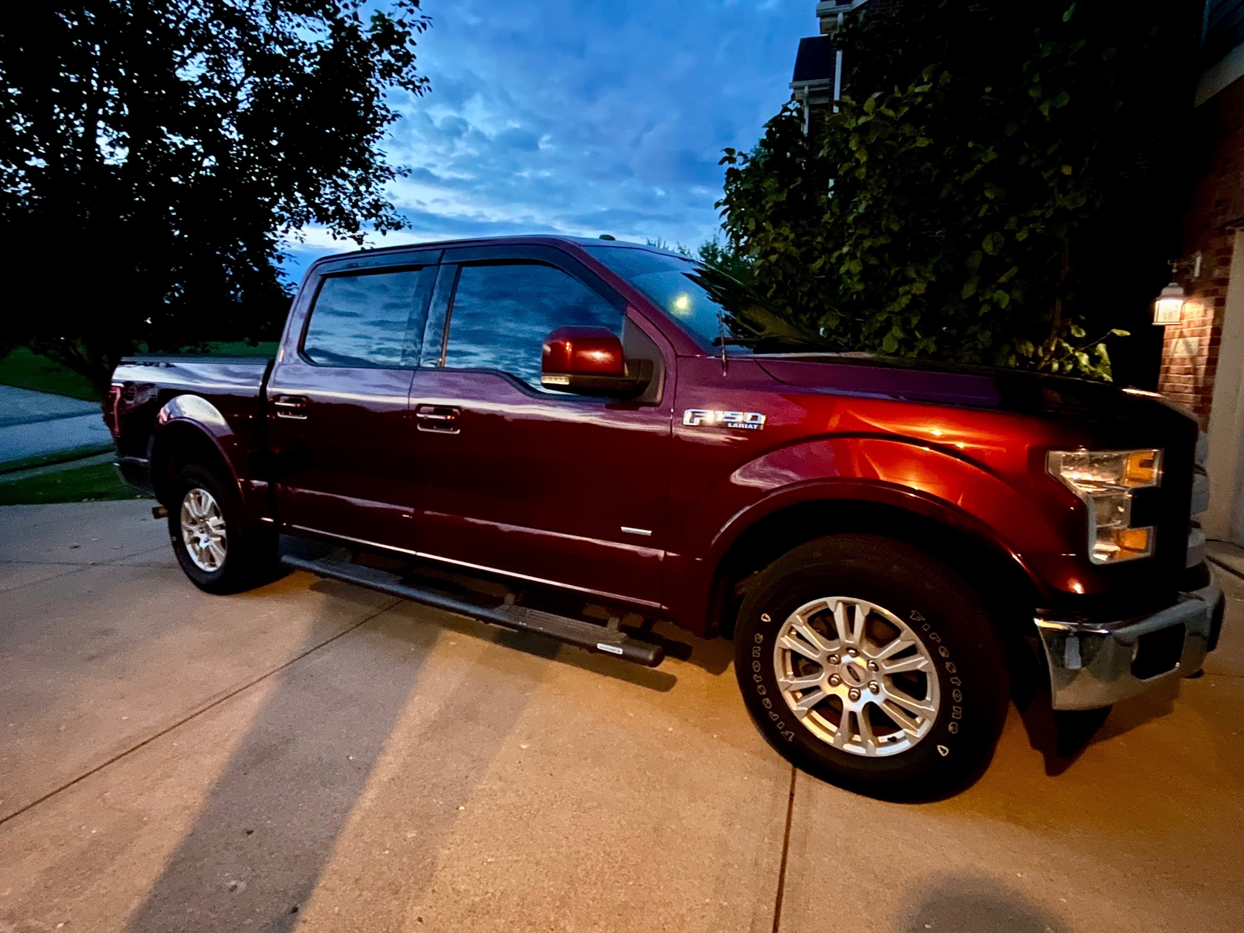 Used 2017 Ford F150 Lariat w/ Equipment Group 501A Mid AWD/4WD image 1
