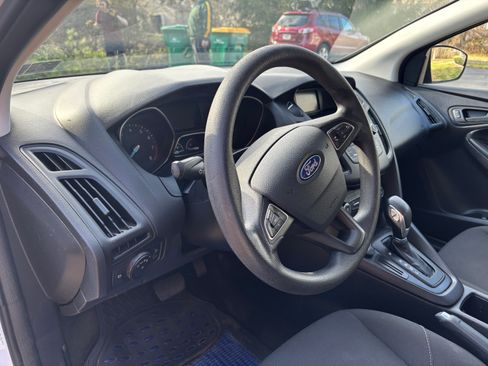 Used 2018 Ford Focus S image 8