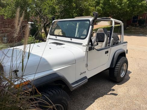 Used 1994 Jeep Wrangler S AWD/4WD image 2