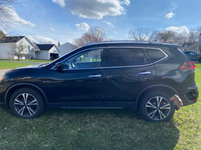 Used 2020 Nissan Rogue SV w/ Premium Package