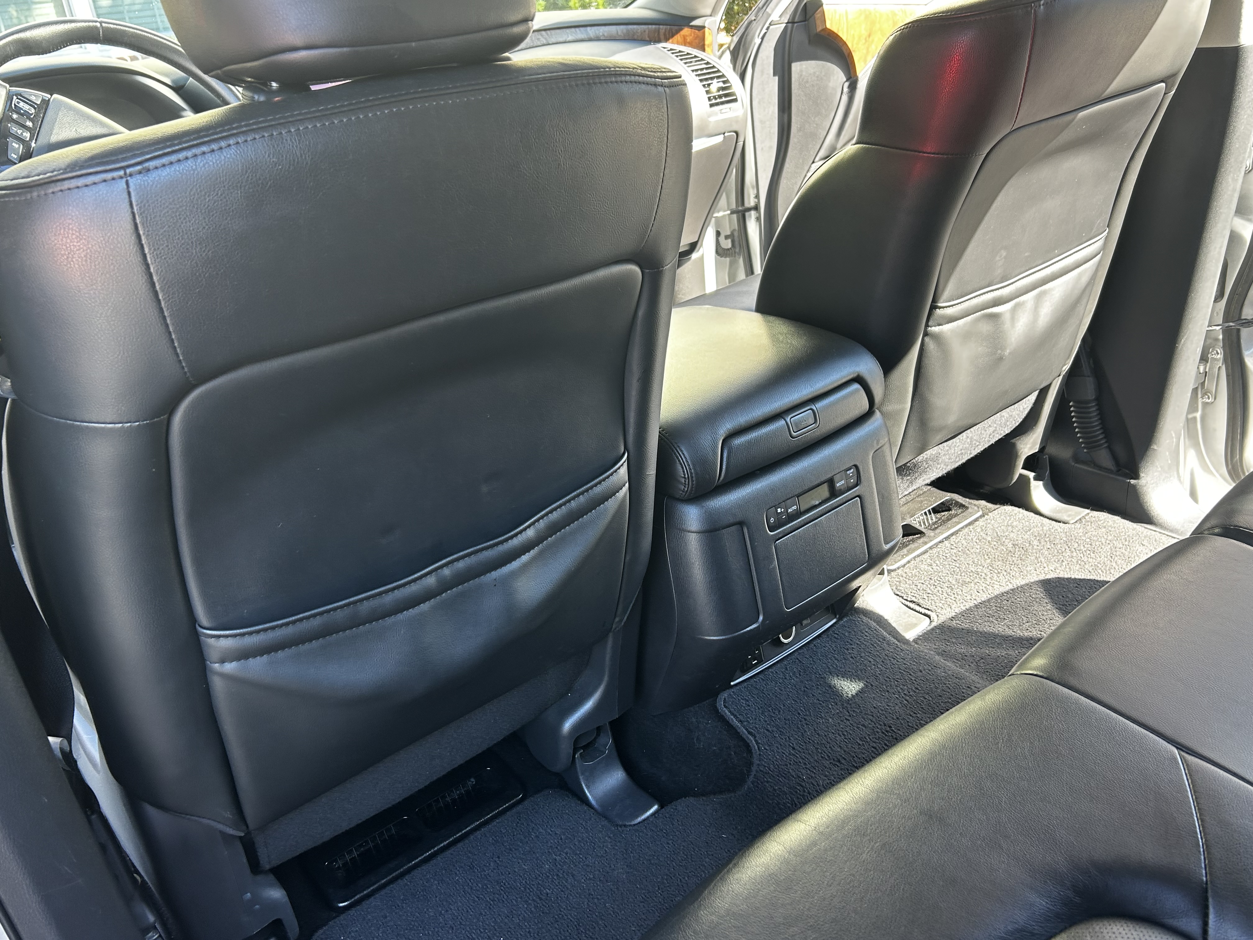 Used 2022 Nissan Armada SL RWD image 14