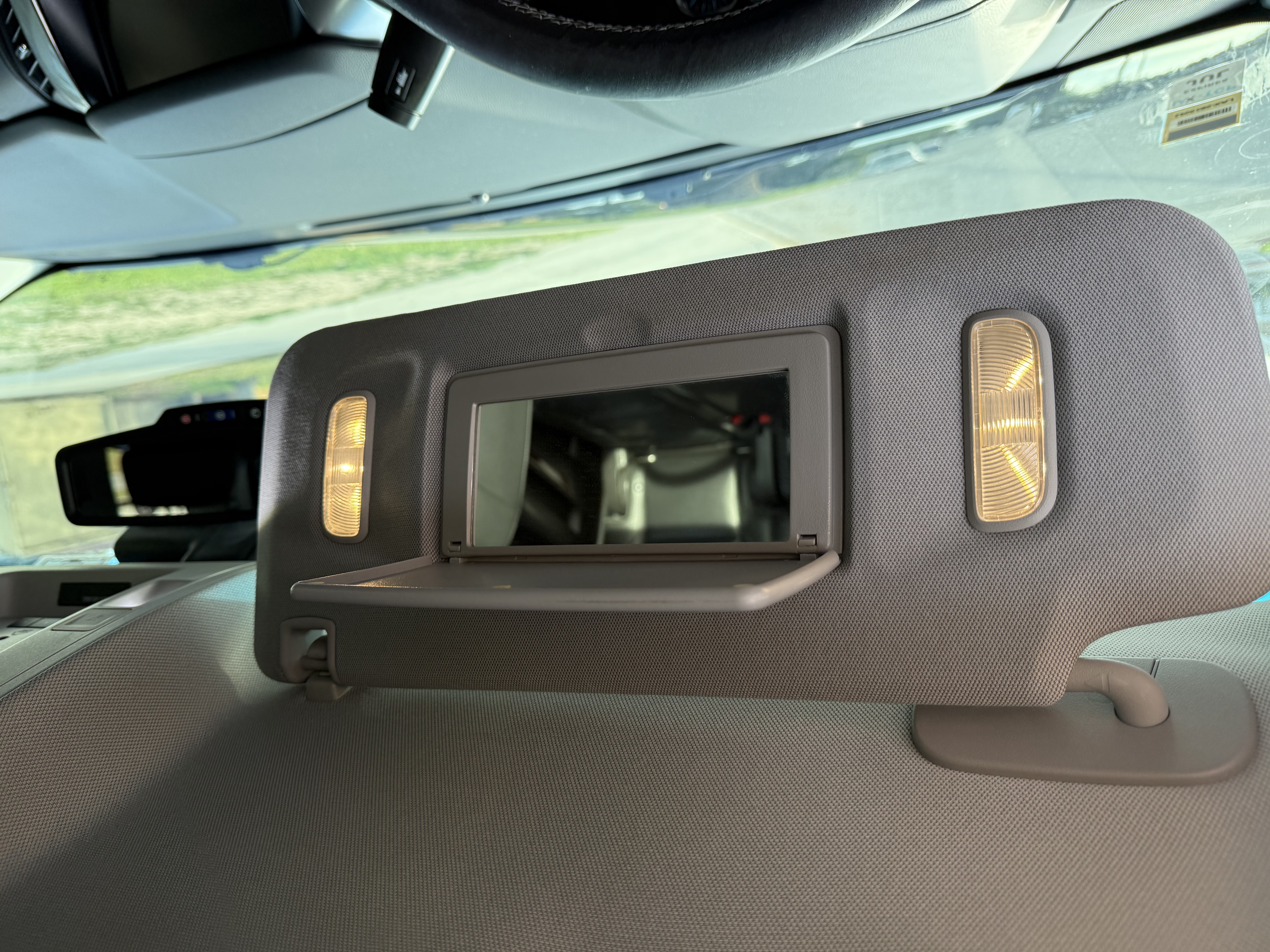 Used 2019 Chevrolet Suburban LT RWD image 10