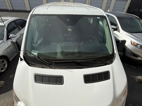 Used 2019 Ford Transit 350 XLT image 6