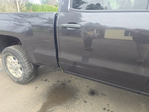 Used 2015 Chevrolet Silverado 3500 LT w/ LT Convenience Package image 4