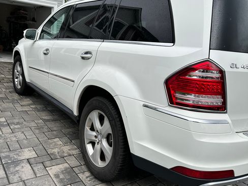 Used 2010 Mercedes-Benz GL 450 4MATIC image 6