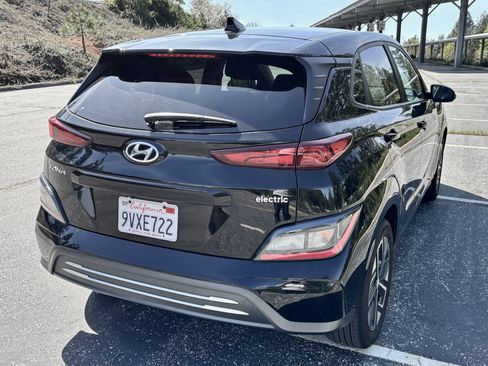 Used 2023 Hyundai Kona SEL w/ Cargo Package image 16