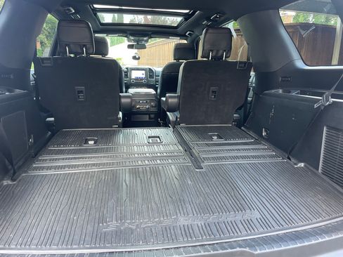 Used 2020 Ford Expedition Limited w/ Equipment Group 303A RWD image 22