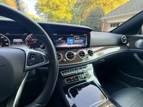 Used 2018 Mercedes-Benz E 43 AMG 4MATIC Sedan image 17