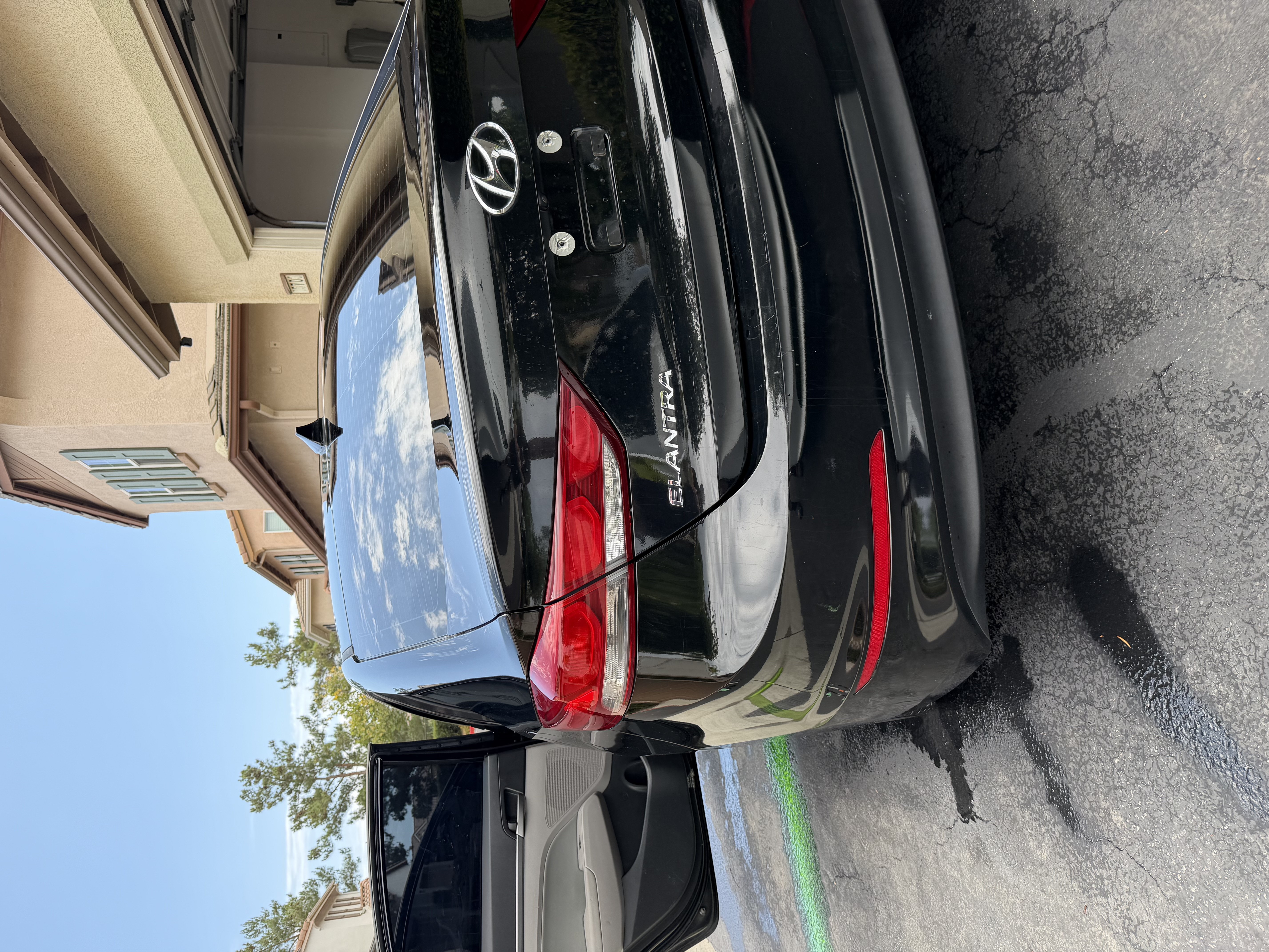 Used 2018 Hyundai Elantra SEL FWD image 6