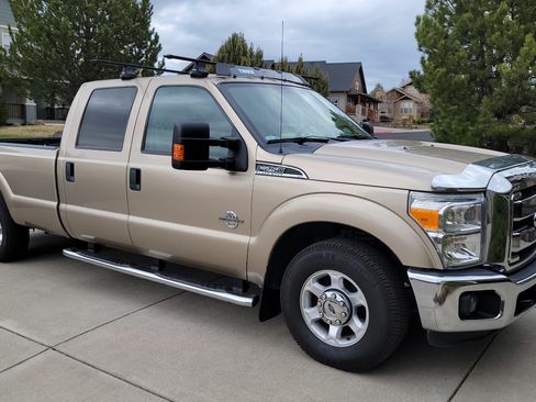 Used 2014 Ford F250 XLT w/ XLT Value Package image 1