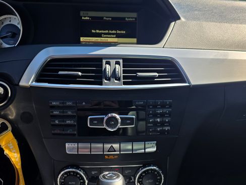 Used 2013 Mercedes-Benz C 250 Sedan image 15