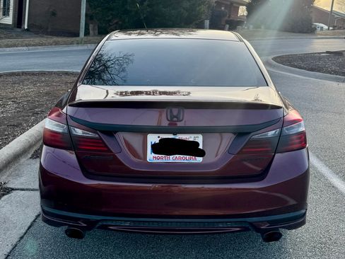 Used 2016 Honda Accord Sport image 8