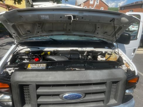 Used 2008 Ford E-150 and Econoline 150 image 6