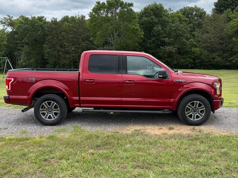 Used 2015 Ford F150 XLT w/ Equipment Group 302A Luxury AWD/4WD image 11