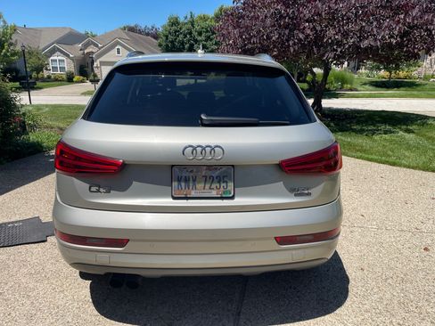 Used 2017 Audi Q3 2.0T Premium Plus w/ Premium Plus Package AWD/4WD image 6