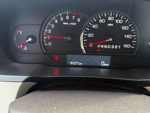 Used 2008 Cadillac DTS image 5