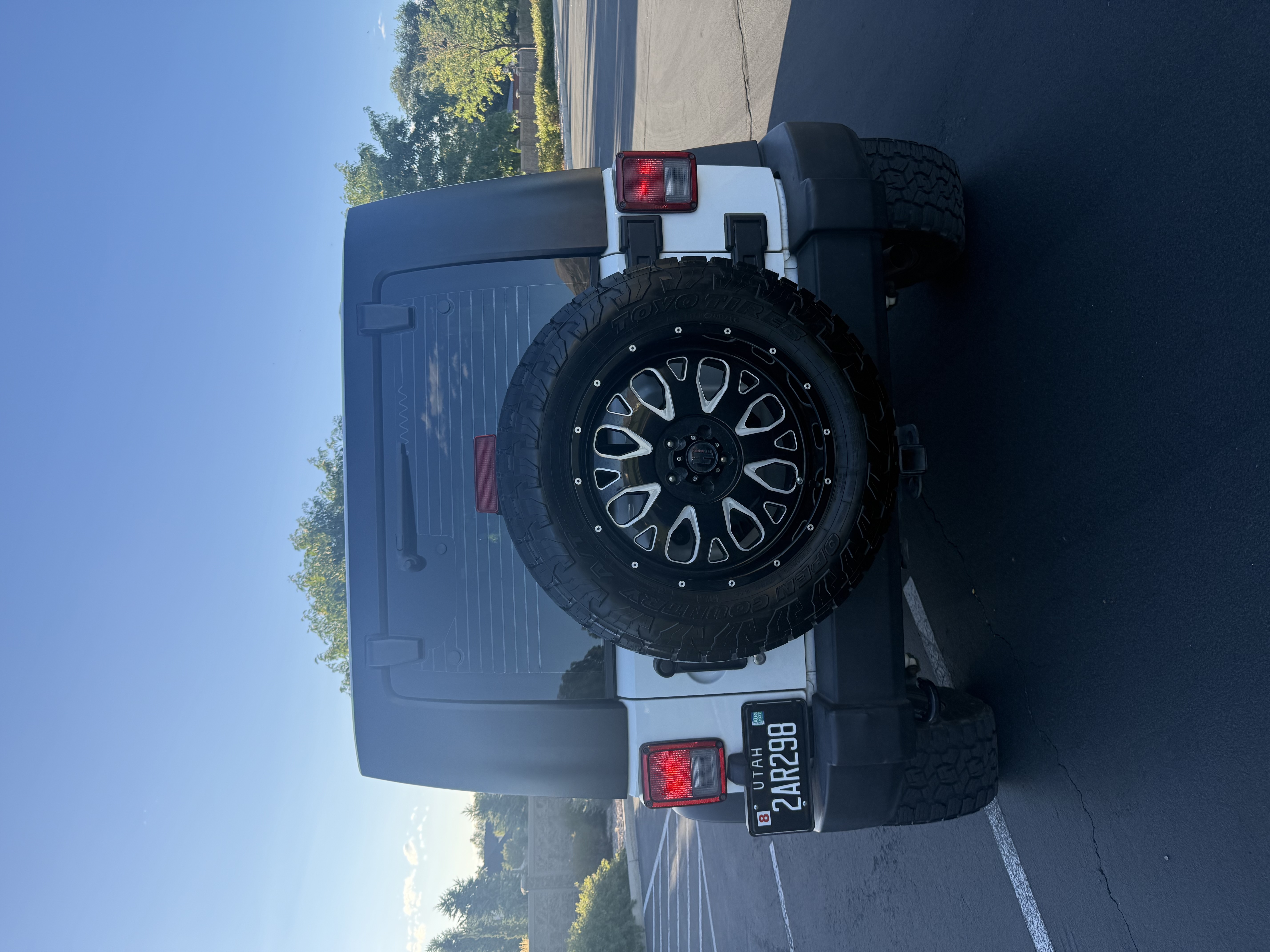 Used 2010 Jeep Wrangler Unlimited Sport AWD/4WD image 10