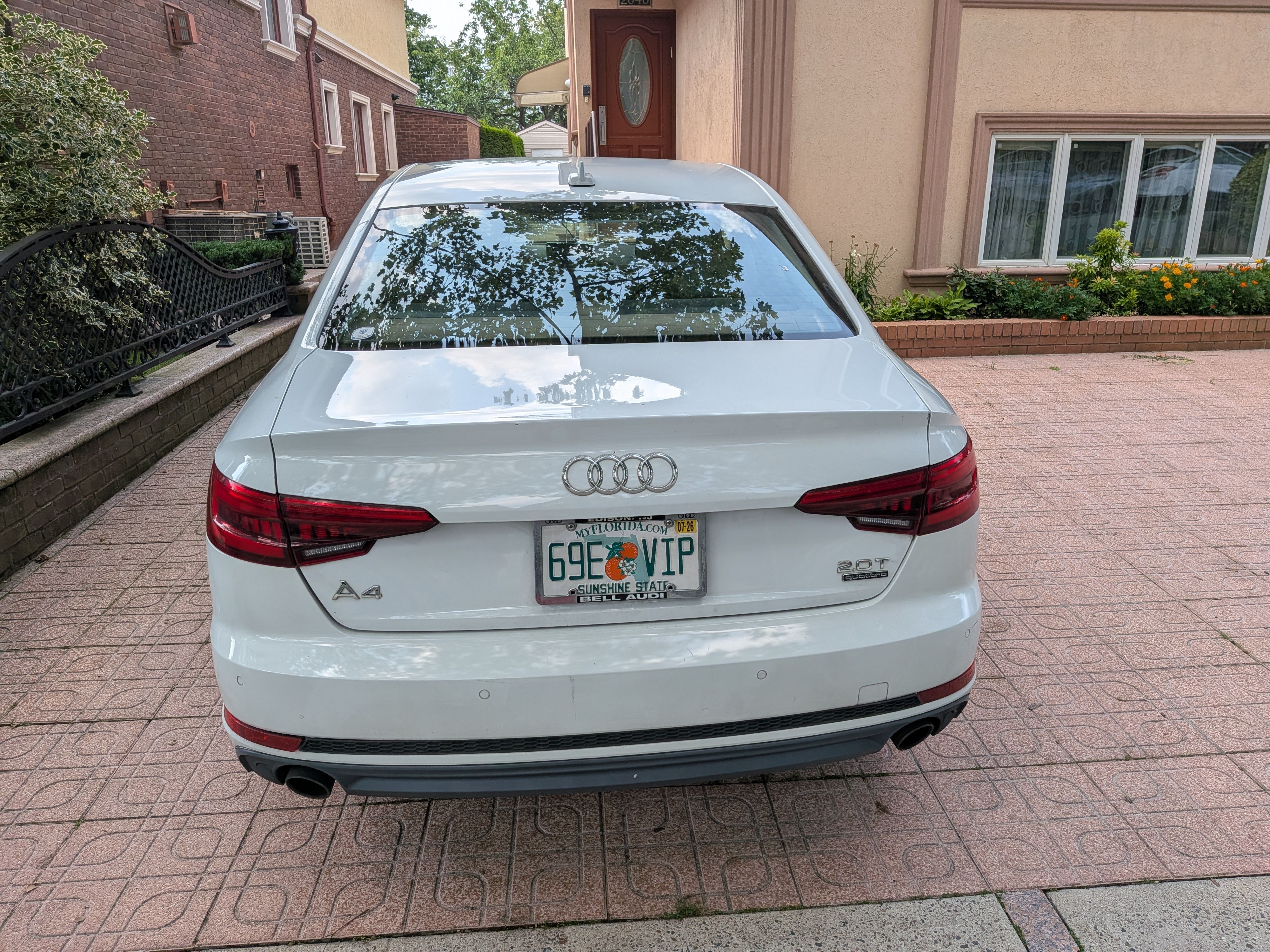 Used 2017 Audi A4 2.0T Premium Plus w/ Premium Plus Package AWD/4WD image 8