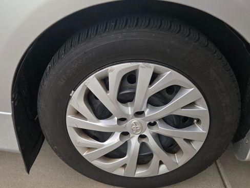 Used 2010 Toyota Corolla image 8