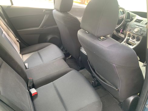 Used 2010 MAZDA MAZDA3 i Sport image 18