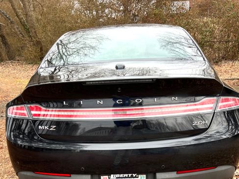 Used 2019 Lincoln MKZ Reserve w/ Reserve Plus Package image 9