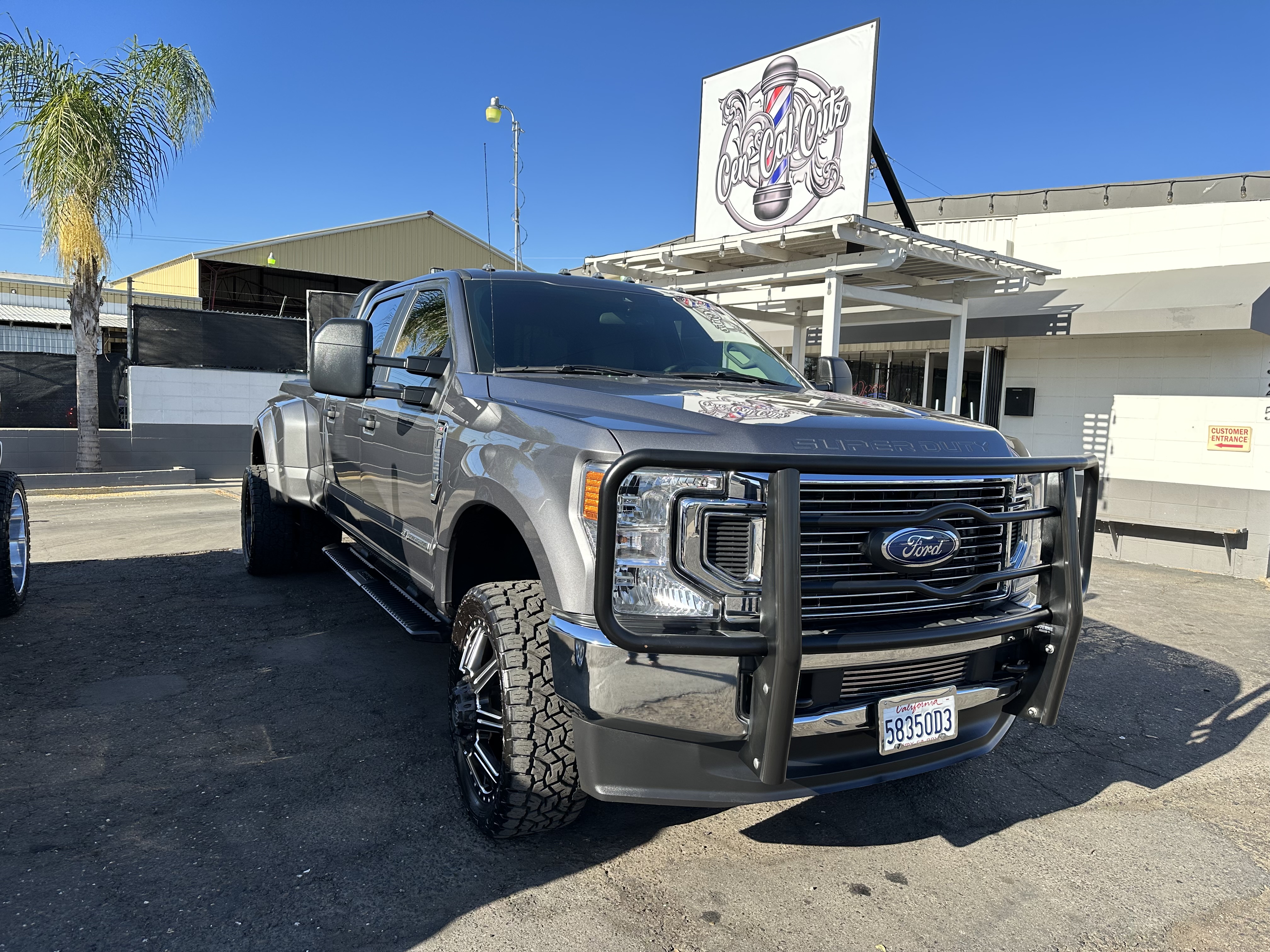 Used 2021 Ford F350 XL w/ STX Appearance Package AWD/4WD image 5
