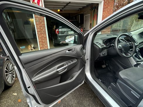 Used 2013 Ford Escape SE image 9