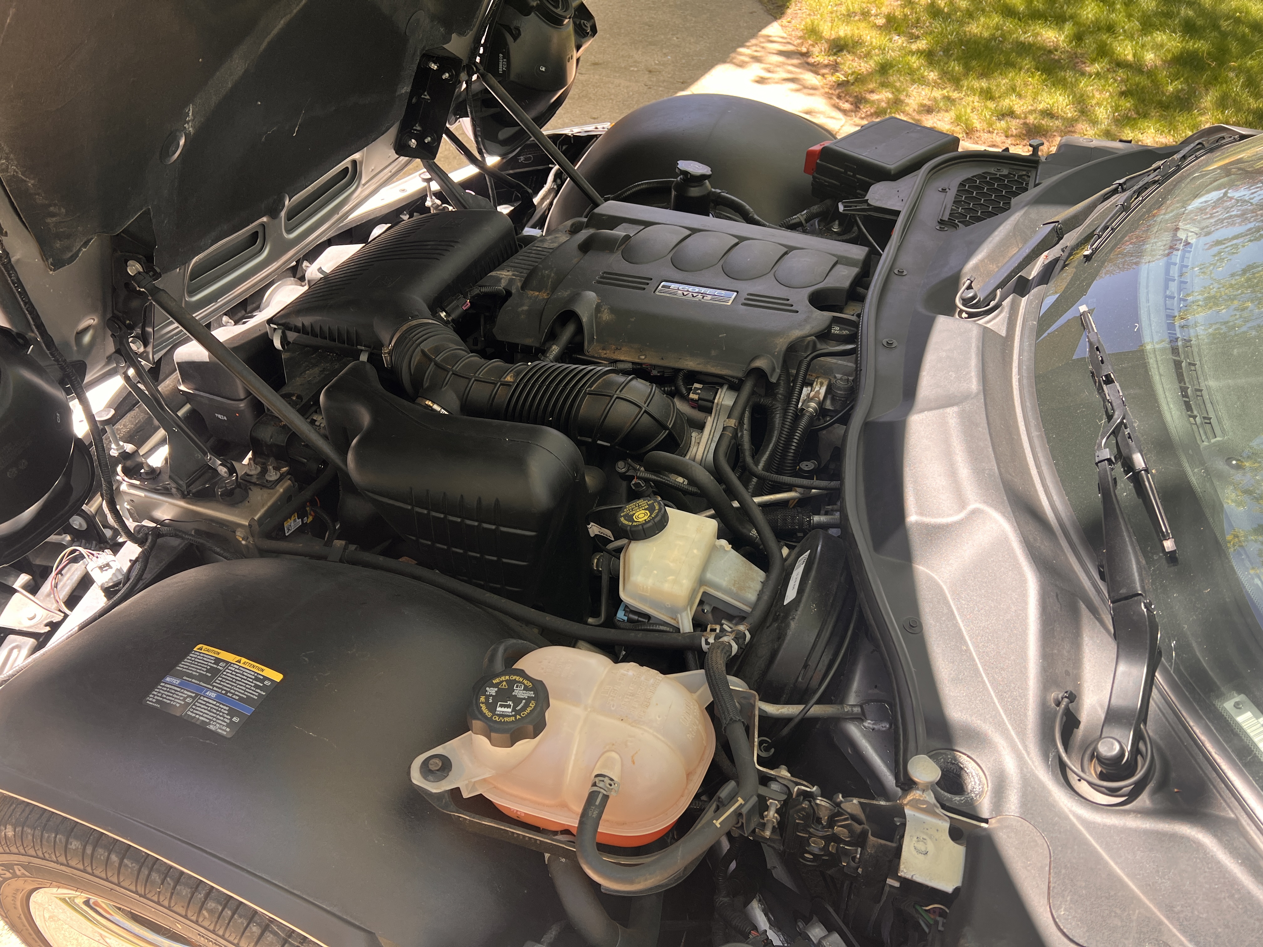 Used 2007 Pontiac Solstice Convertible w/ Premium Package RWD image 9