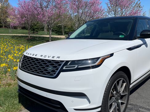 Used 2023 Land Rover Range Rover Velar S image 5