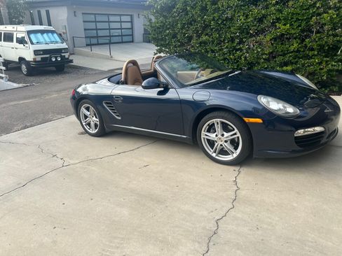 Used 2011 Porsche Boxster image 9
