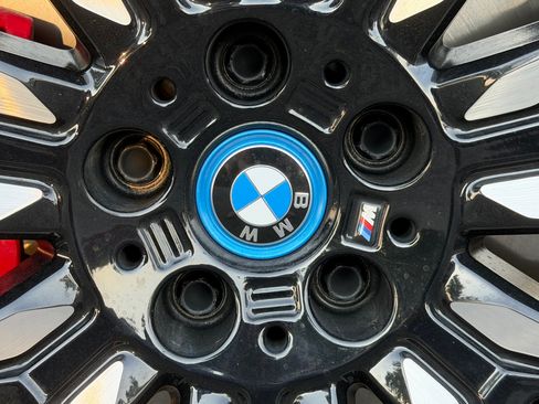 Used 2024 BMW i4 M50 AWD/4WD image 24