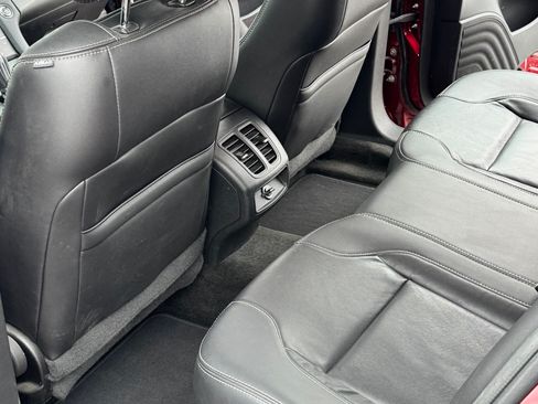 Used 2015 Ford Taurus SEL w/ Equipment Group 201A image 8