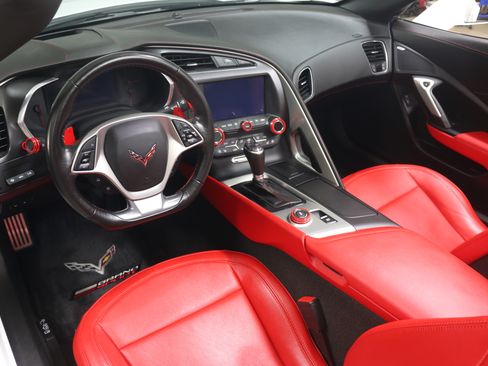 Used 2017 Chevrolet Corvette Grand Sport w/ Z07 Performance Package RWD image 5