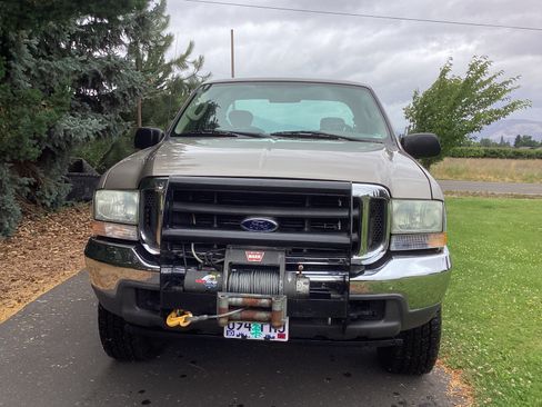 Used 2003 Ford F350 XLT image 8