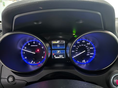 Used 2017 Subaru Outback 2.5i Limited AWD/4WD image 2