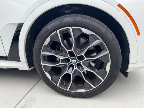 Used 2024 BMW X7 xDrive40i w/ M Sport Package image 20
