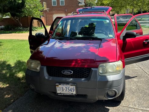 Used 2006 Ford Escape XLT AWD/4WD image 10