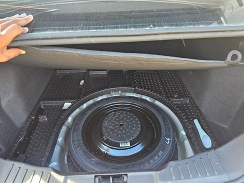 Used 2017 Ford Focus SE image 11