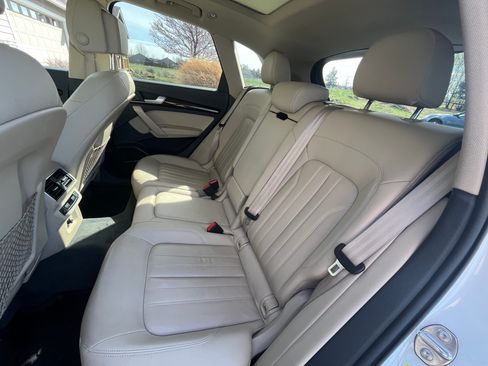 Used 2018 Audi Q5 Prestige w/ Prestige Package image 13