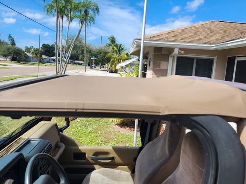 Used 2001 Jeep Wrangler Sahara image 22