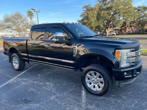 Used 2017 Ford F250 Platinum w/ Platinum Ultimate Package image 1