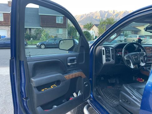 Used 2015 GMC Sierra 2500 SLT w/ Driver Alert Package image 12