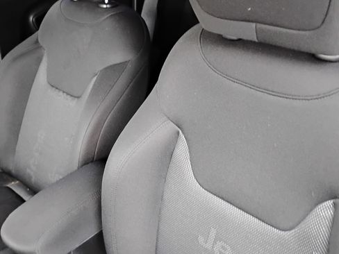 Used 2015 Jeep Renegade Sport w/ Power & Air Group image 1