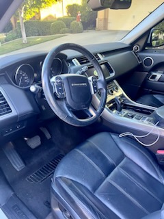 Used 2017 Land Rover Range Rover Sport SE AWD/4WD image 9