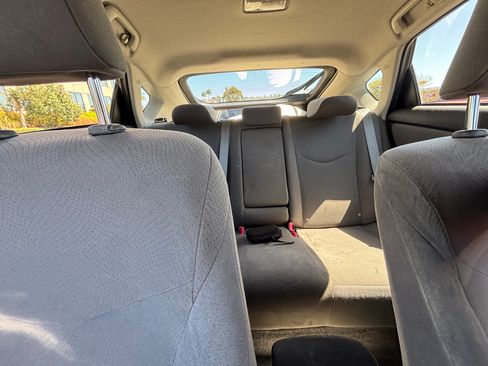Used 2015 Toyota Prius Two FWD image 11