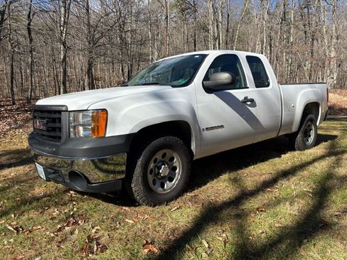Used 2007 GMC Sierra 1500 W/T image 1