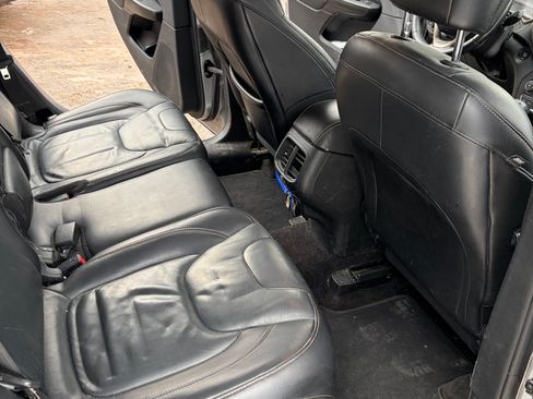 Used 2016 Jeep Cherokee Limited image 11