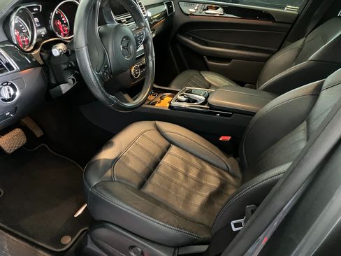 Used 2019 Mercedes-Benz GLS 450 4MATIC image 16